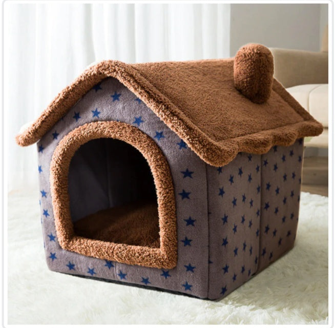 Cozy House-Shaped Pet Bed